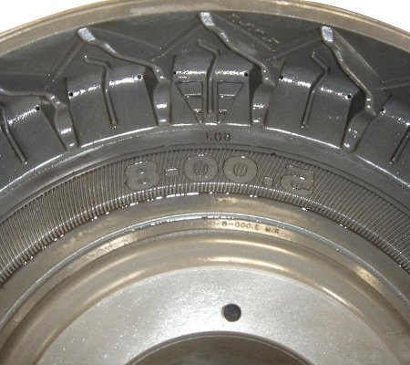 Motorcycle tire mold