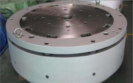 The structure of the segmented tire mold